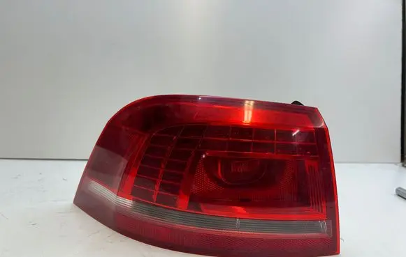 Audi A4 S4 B8 8K Rear/tail lights A04634