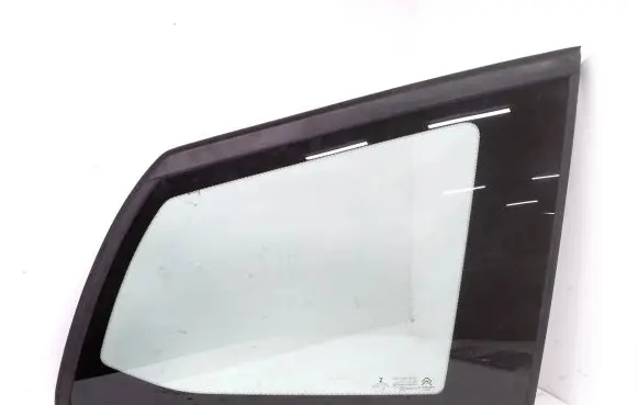 Citroen C4 Grand Picasso Rear side window