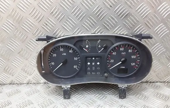 Renault Trafic II (X83) Speedometer (instrument cluster) p8200295453