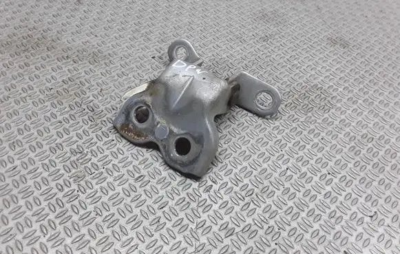 Toyota Picnic Front door upper hinge