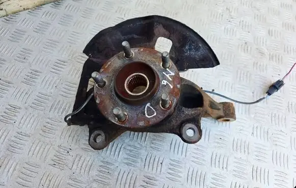 Mazda 6 Front wheel hub 