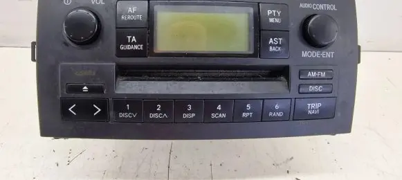 Toyota Corolla Verso E121 Radio/CD/DVD/GPS head unit 8612013060B0 YEFM01968A CQTS7170A
