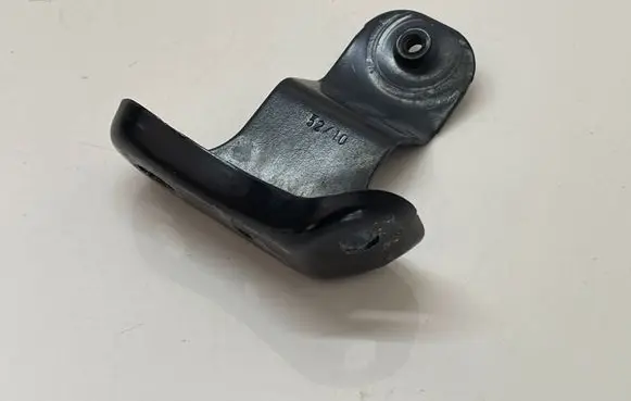 Volkswagen Golf VI Other engine bay part 1K0199588