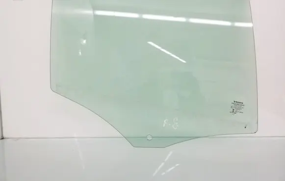 Volvo V60 Rear door window glass