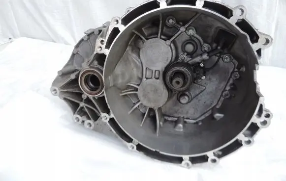 Ford Kuga III Manual 6 speed gearbox LX6R7002CCB