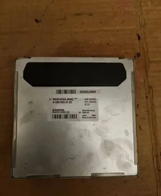 Mercedes-Benz C W203 Engine control unit/module A0265454732 0530433046 5WK90365
