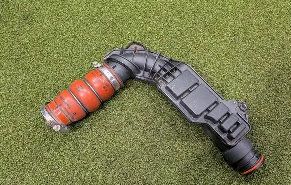 Citroen C4 Cactus Intercooler hose/pipe 9810958280 9801260580 Z12003088