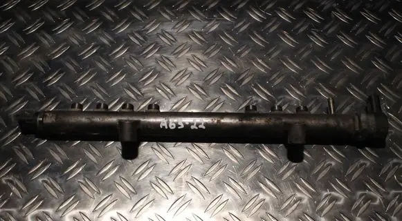 Volvo XC60 Fuel distributor 30777759
