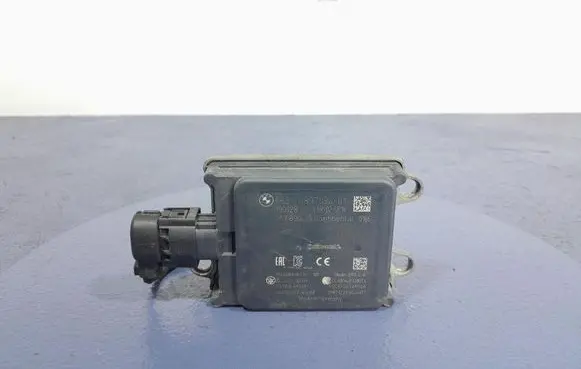 Audi A4 S4 B7 8E 8H Distronic sensor radar 6897034