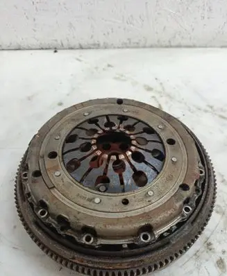 Volkswagen Transporter - Caravelle T4 Clutch set kit 074105264D 074141031Q B02103