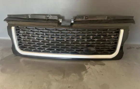 Land Rover Range Rover Sport L320 Front bumper upper radiator grill 