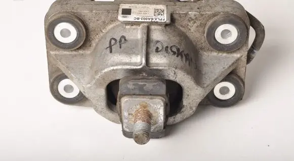 Land Rover Discovery 5 Engine mount vacuum valve FPLA-6A003-BC
