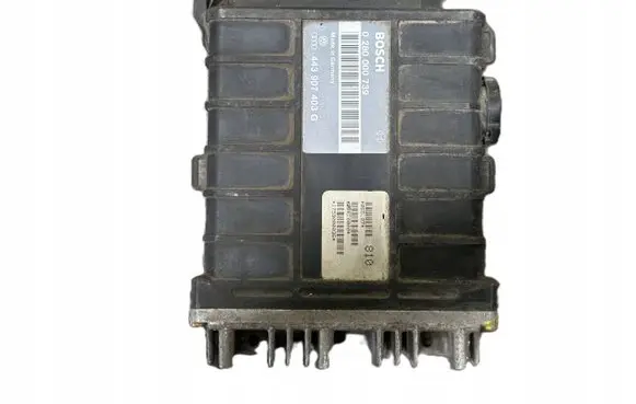 Volkswagen PASSAT B3 Engine control unit/module 443907403G