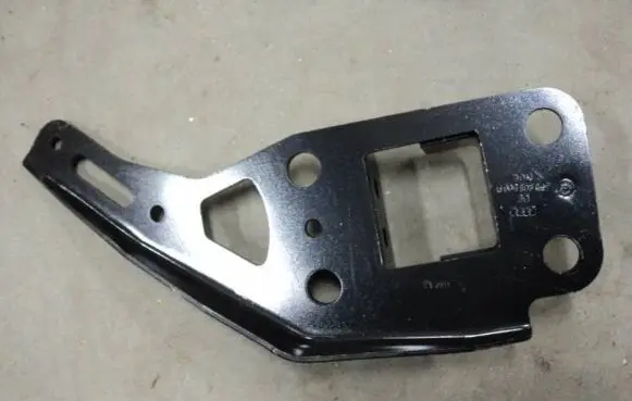 Audi A6 S6 C6 4F Radiator support slam panel bracket 4F0805500B