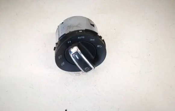 Light switch