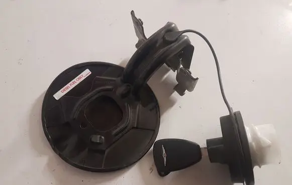Chrysler Sebring (JS) Fuel tank cap 05008733AB