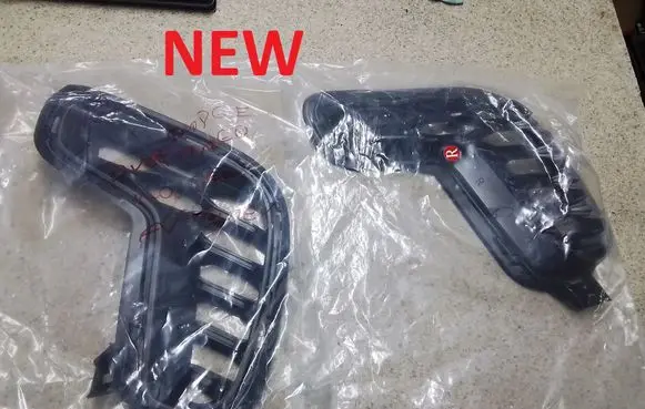 Dodge Durango III Front bumper lower grill