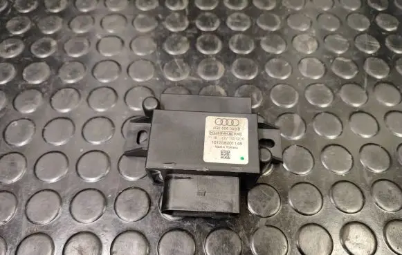 Audi A7 S7 4G Fuel injection pump control unit/module 4G0906093B 101208201148