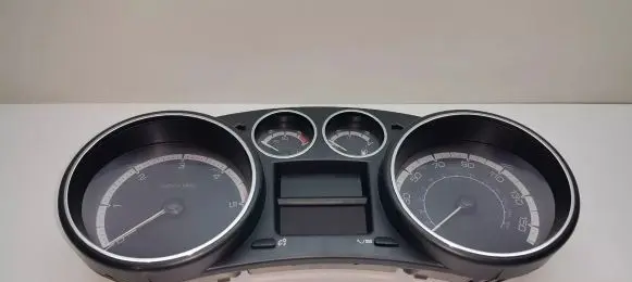 Peugeot 308 Speedometer (instrument cluster) 9665107880 554001550309