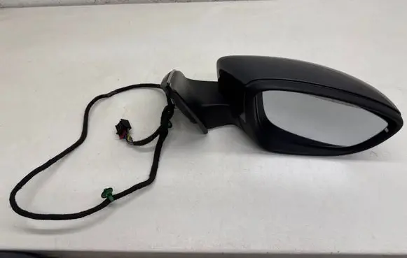 Volkswagen PASSAT B7 Front door electric wing mirror 3C0857934A