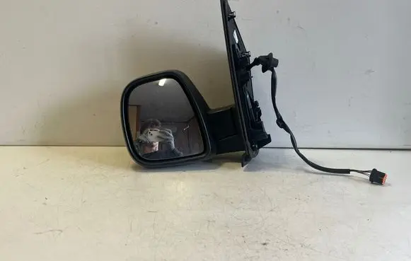 Opel Vivaro Front door electric wing mirror 98155884XT