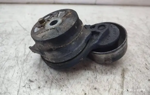Volkswagen Amarok Generator/alternator belt tensioner