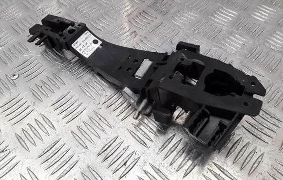 Land Rover Discovery 3 - LR3 Front door exterior handle 8H22203A29CA