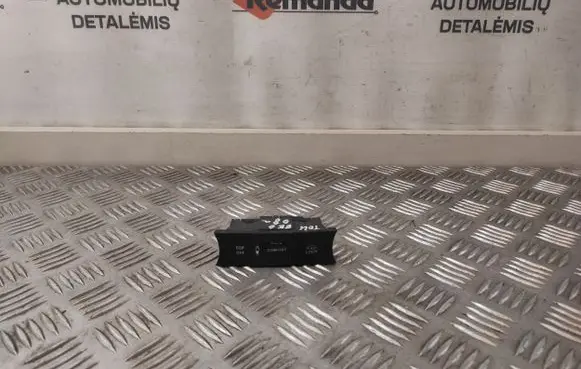 Volkswagen Touareg I Suspension ride height/mode switch 7L6927225P