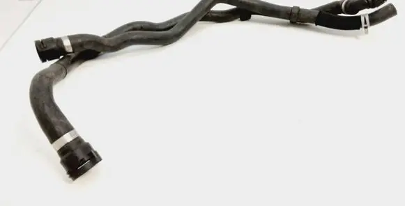 BMW 3 E90 E91 Engine coolant pipe/hose 9124076