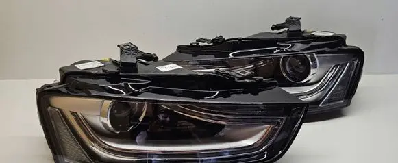 Audi A4 S4 B8 8K Headlight/headlamp 8K0941005C 8K0941006C A334