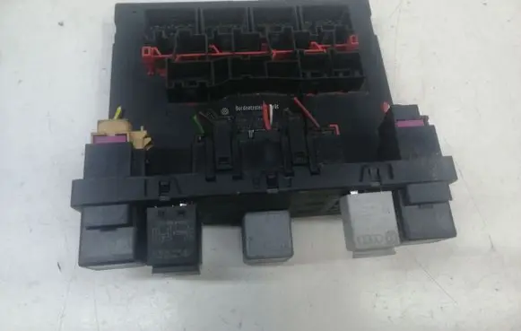 Volkswagen PASSAT B6 Comfort/convenience module 3C0937049J