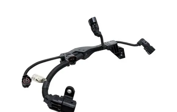Toyota RAV 4 (XA50) Fuel injector wires 8212633050