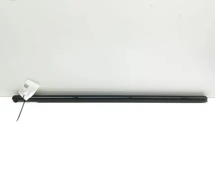 BMW 5 G60 G61 Front door glass trim molding 5B580B3