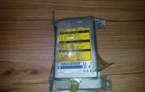 Subaru Legacy Airbag control unit/module 1523001760 98221ac170