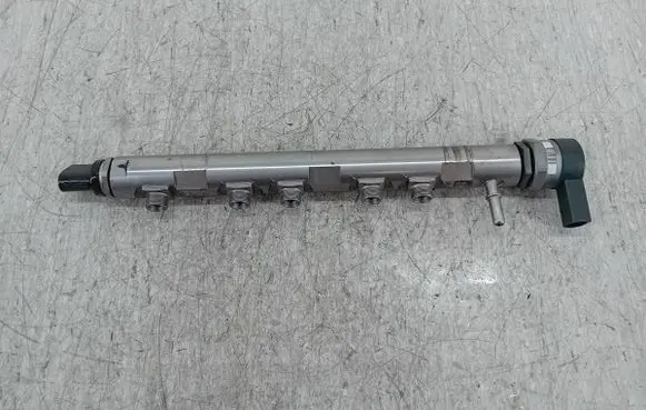 BMW 3 E90 E91 Fuel main line pipe 780912805