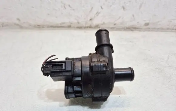 Renault Master III Electric auxiliary coolant/water pump