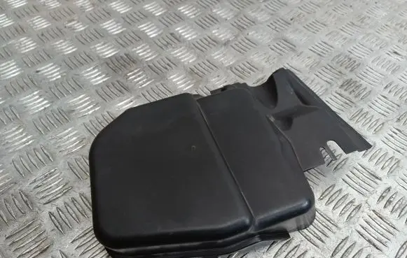 BMW 1 E81 E87 Other engine bay part 6925018