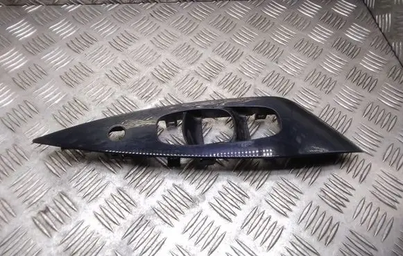 Nissan Leaf I (ZE0) Front door window switch trim 809613NA0A