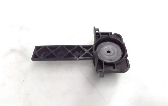Audi A7 S7 4G Radiator mount bracket 4G0805201