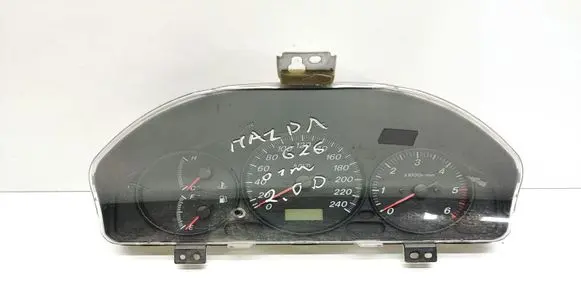 Mazda 626 Speedometer (instrument cluster) KNGG3DA