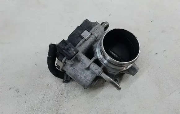 Alfa Romeo Giulia Throttle body valve 50050418
