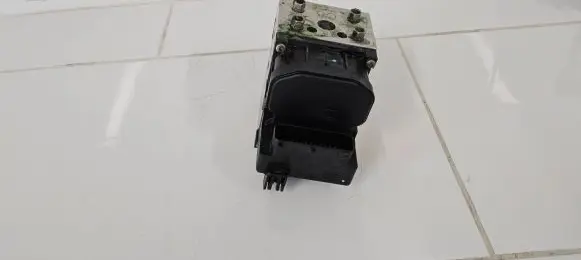 Subaru Forester SF ABS Pump 27531FC010 11000040690 19150014