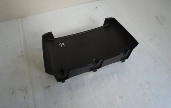 Peugeot 2008 I Front bumper lower grill 9802474277