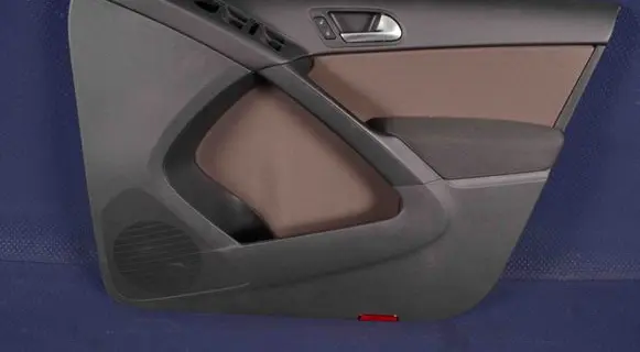 Volkswagen Tiguan Front door card panel trim 5N2837114F