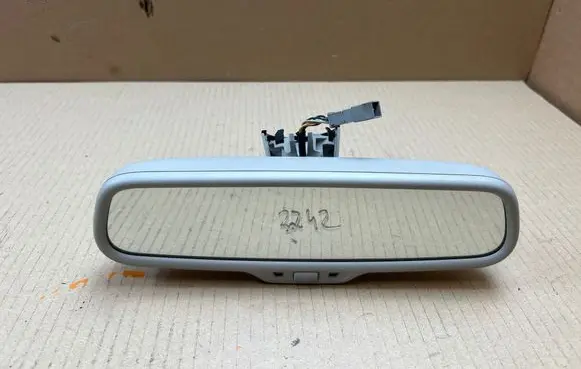 Seat Exeo (3R) Rear view mirror (interior) 8R0857511