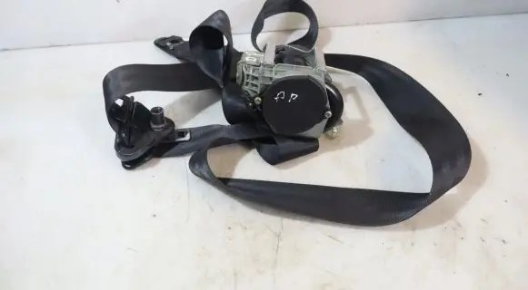 Renault Fluence Front seatbelt