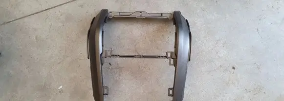 Honda CR-V Dash center speaker frame 44ZU497