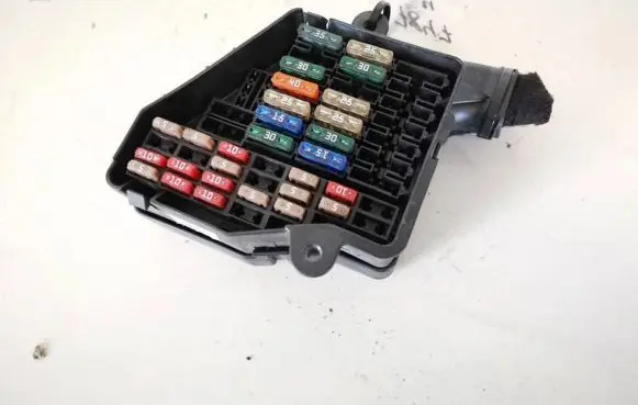 Audi A6 S6 C6 4F Fuse box set