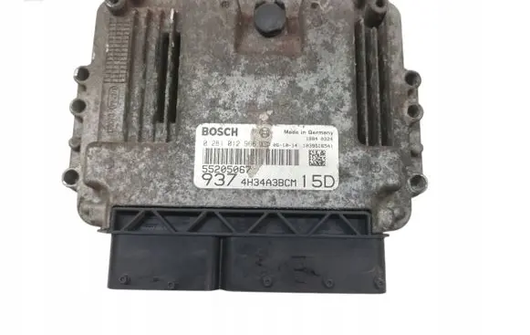 Alfa Romeo GT Engine control unit/module 0281012966