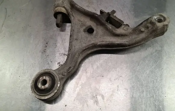 Volvo S60 Front lower control arm/wishbone 9492119 06200120